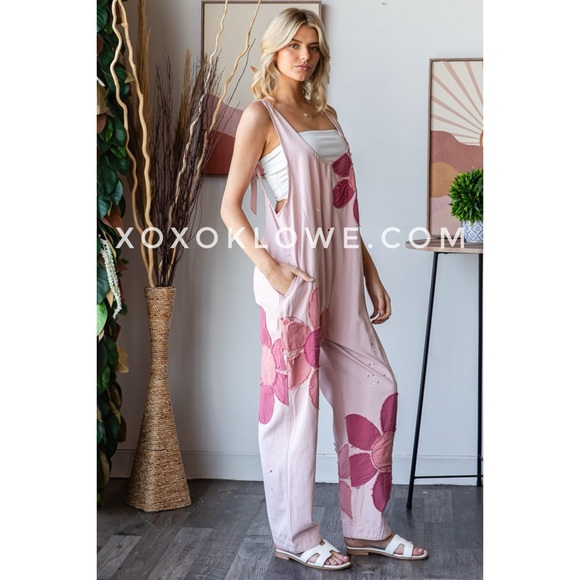 Oli & Hali Pink Big Flower Patched Loose Fit Jumper - Picture 5 of 9